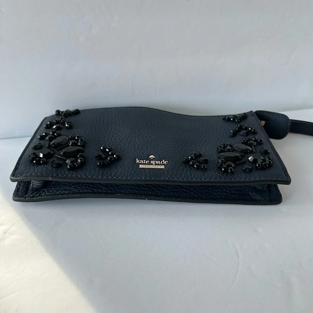 Kate Spade NWOT Large Navy Pebble Leather Beaded Wristlet